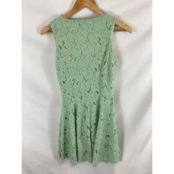 francescas buttons green lace dress size small - Picture 5 of 5